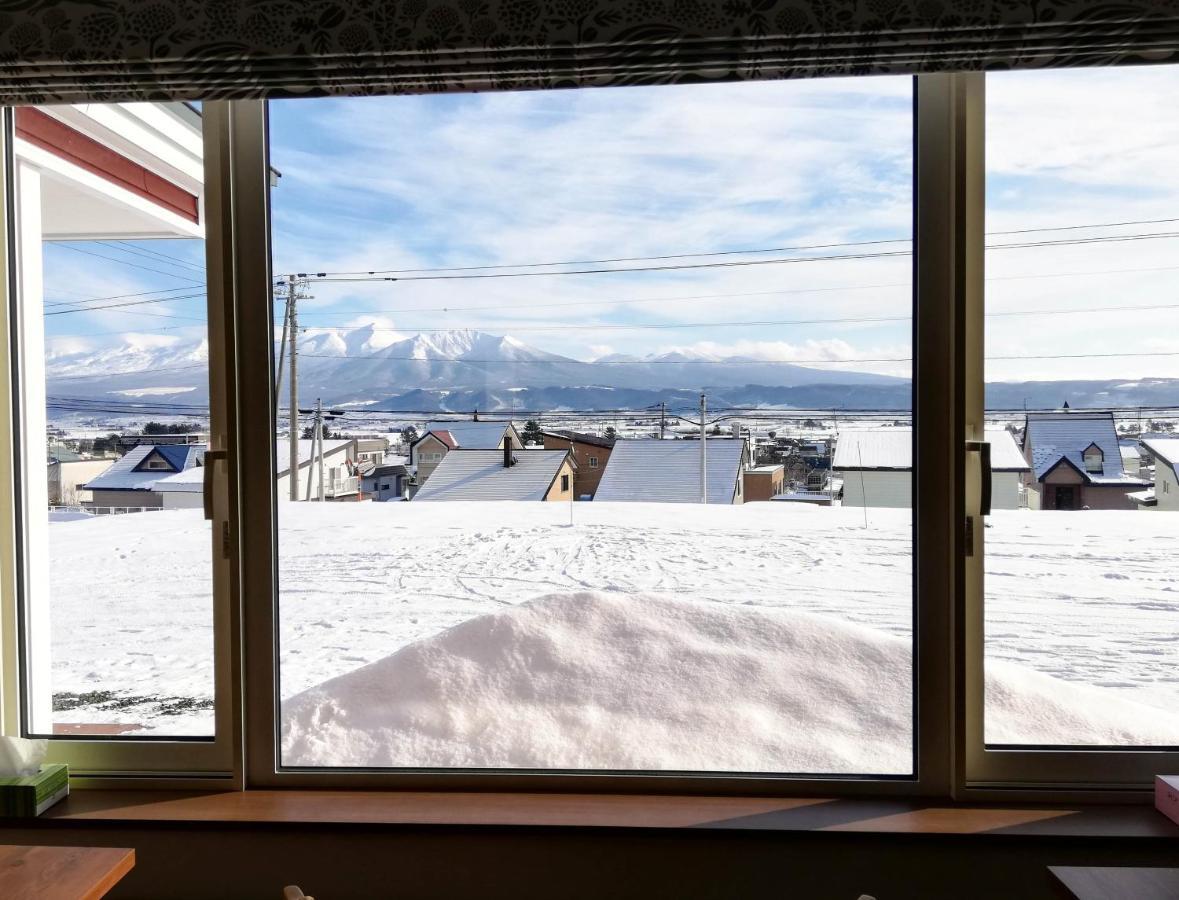 Hotel Hanafuji Inn Furano Exterior photo